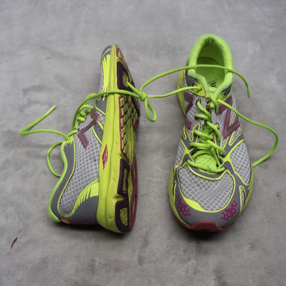 New Balance Womens 6.5 Running Shoes Yellow 1400 Mesh Athletic Sneakers Light